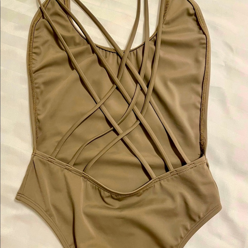 Army green bathing suit 🩱